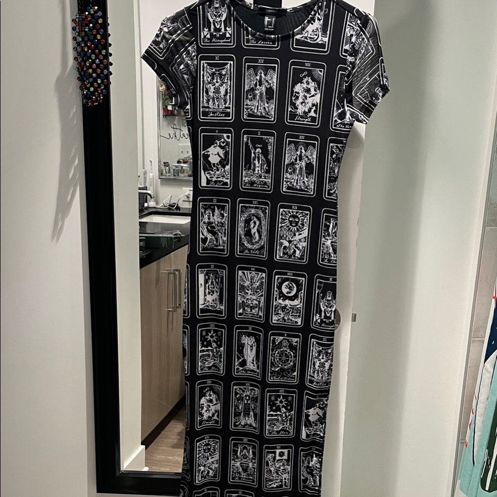 Forever 21 Black and White Tarot Print Midi Dress